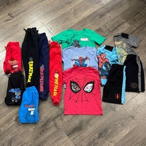 Marvel/ Justice League Boys Sz 5 Spider Man Batman Hulk Superman Avengers Bundle